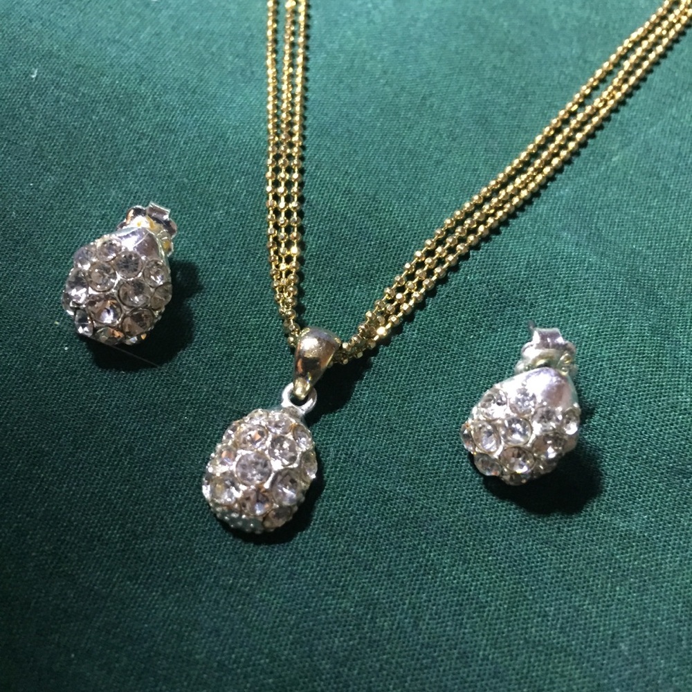 Golden Gem Necklace and Earring Set